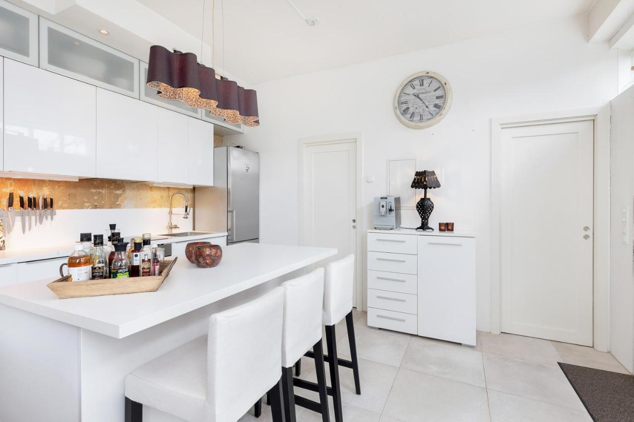 Stylish Apartment With Beautiful Views Of The River, Beach Nearby Кристиансанд Экстерьер фото